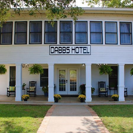 Dabbs Hotel Bed And Breakfast Llano Bagian luar foto