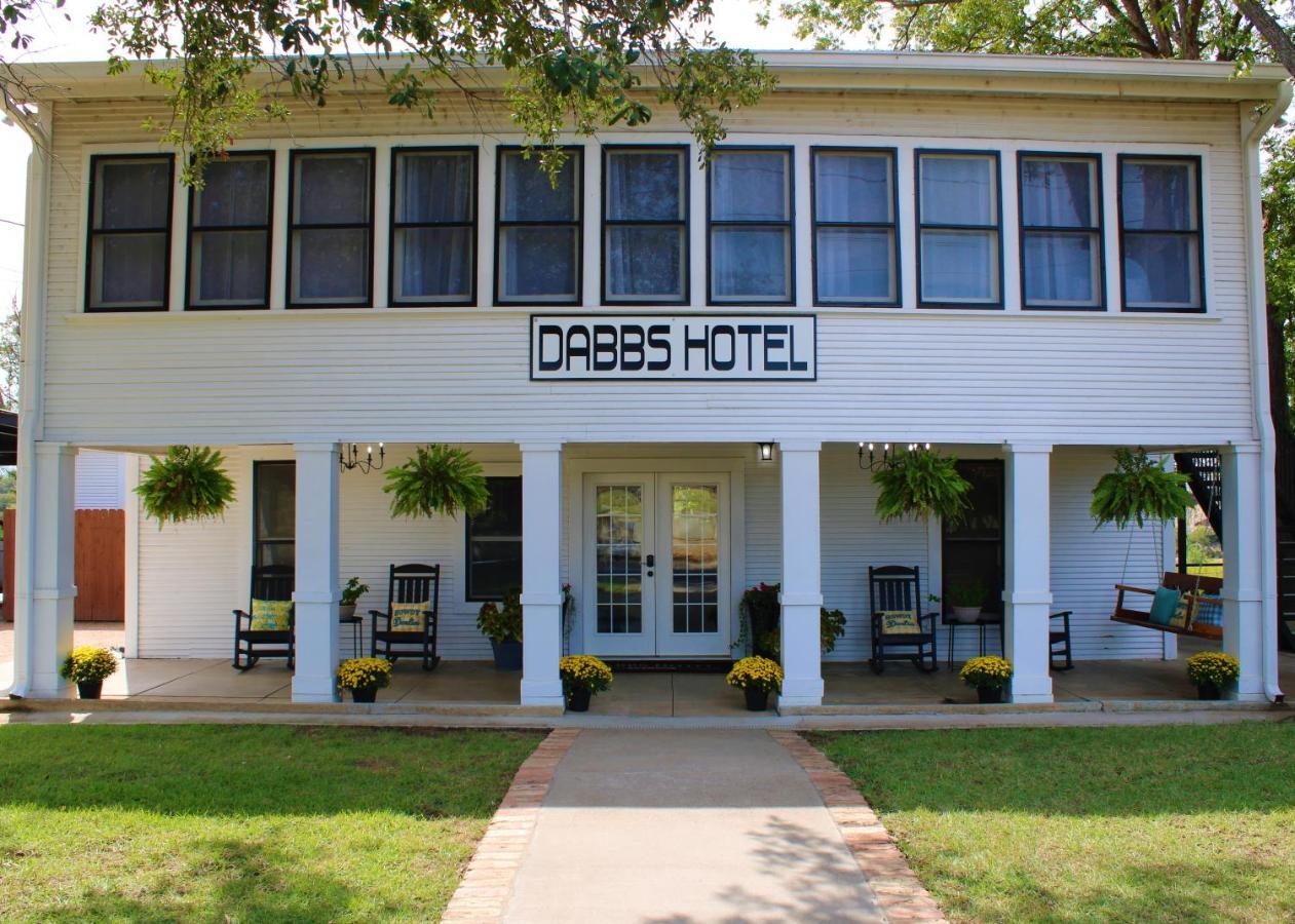 Dabbs Hotel Bed And Breakfast Llano Bagian luar foto